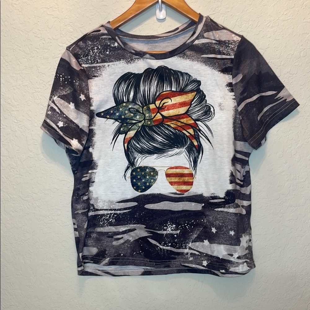 SHEIN Camouflage Kids T-Shirt with Graphic Print